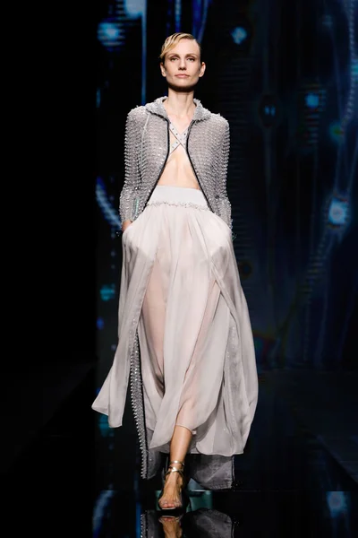 Look 95